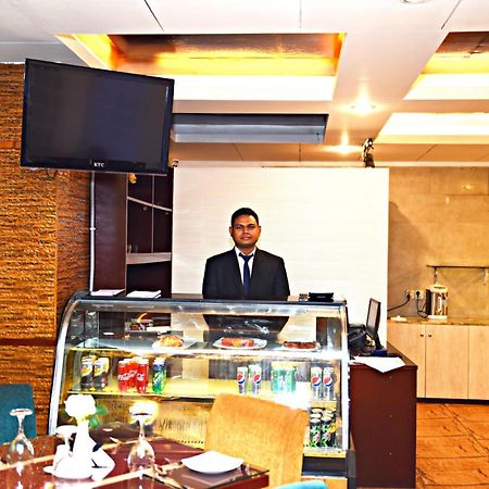 West Park Inn Dhaka Buitenkant foto