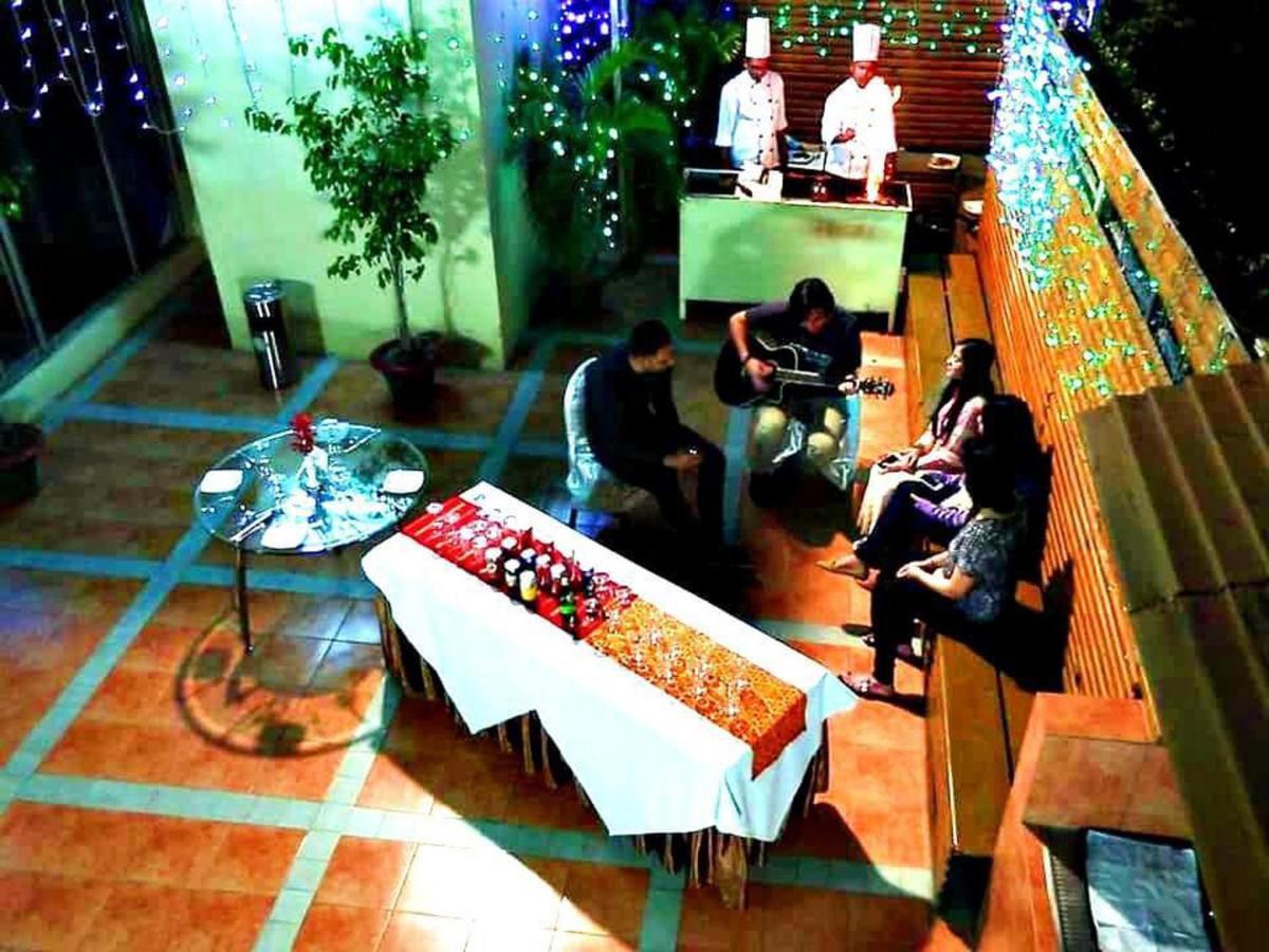 West Park Inn Dhaka Buitenkant foto