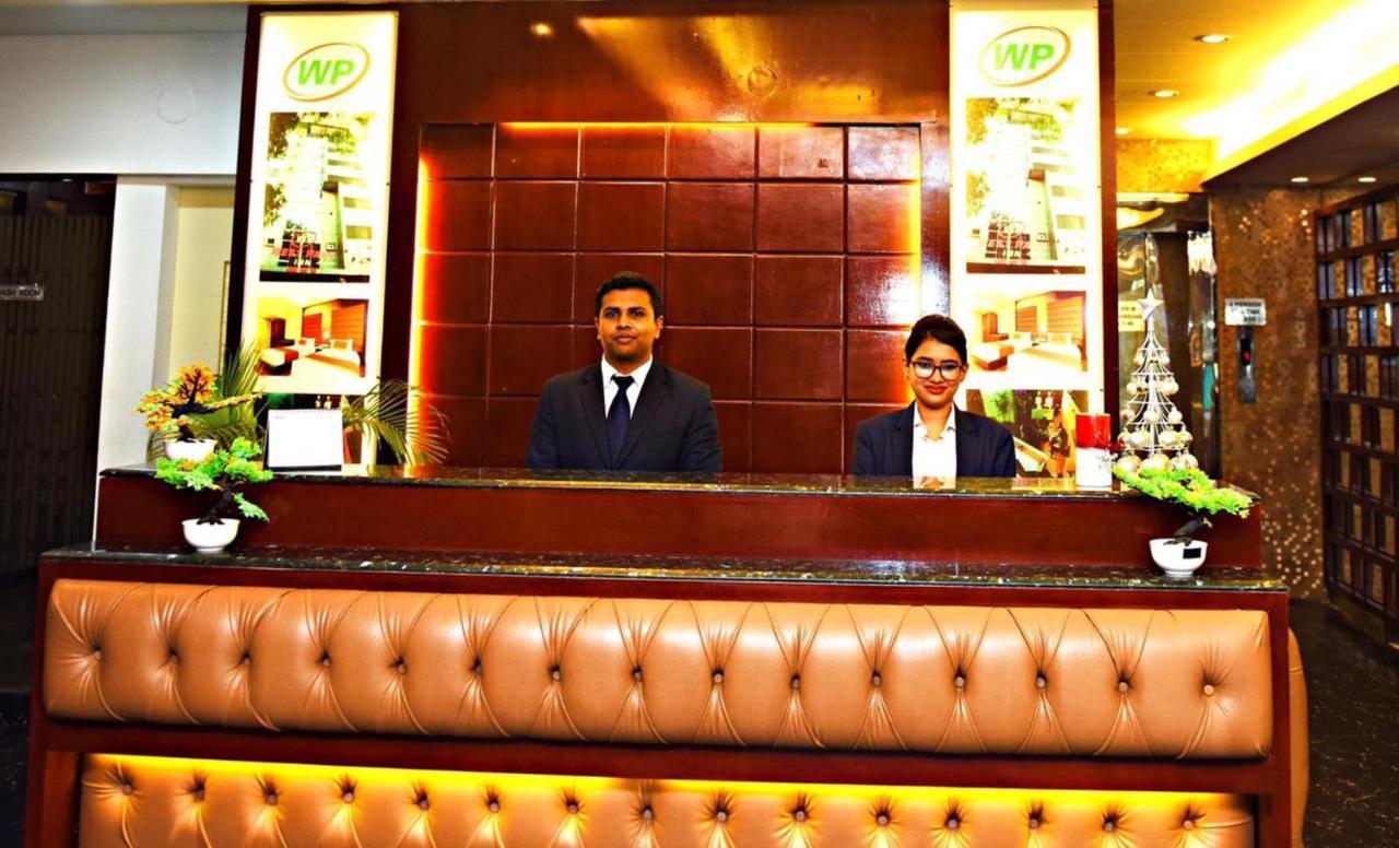 West Park Inn Dhaka Buitenkant foto